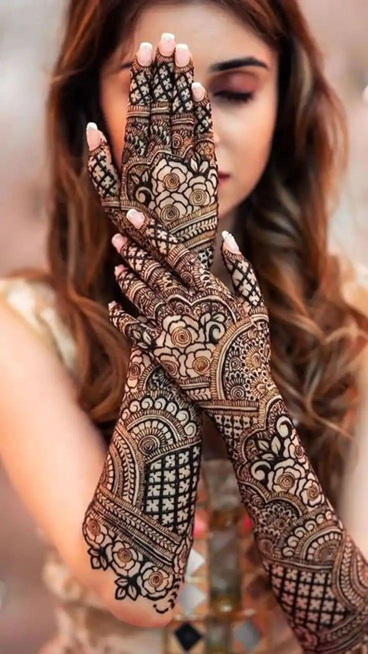 Unique Bridal Mehendi