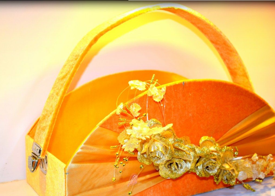 Ladyfun- Invites & Packaging