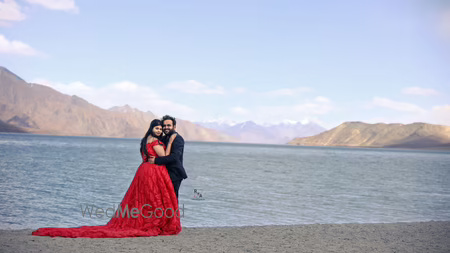 Pre-Wedding-Photographer