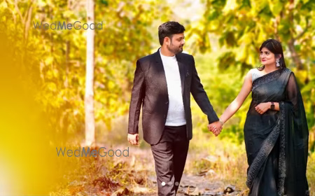 Pre-Wedding-Photographer